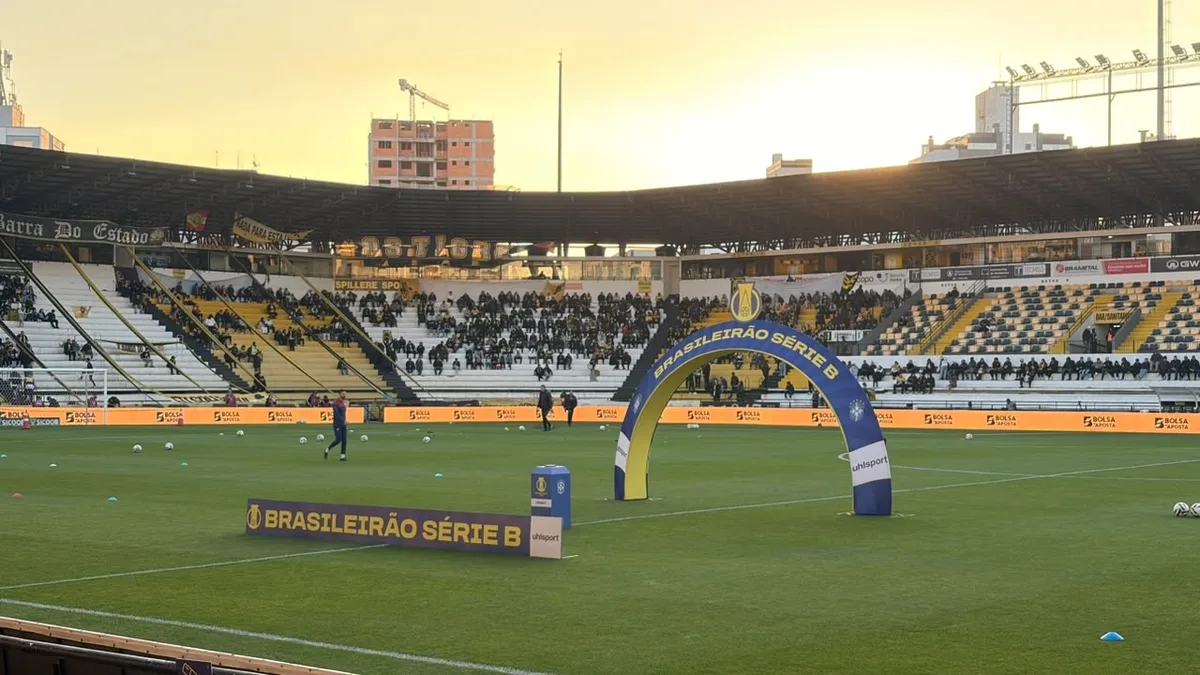 Criciúma e Avaí chegam pressionados para duelo pela Série B