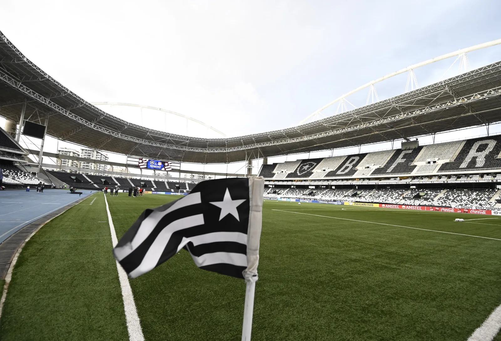 Novas ações podem reduzir fatia da Eagle na SAF do Botafogo