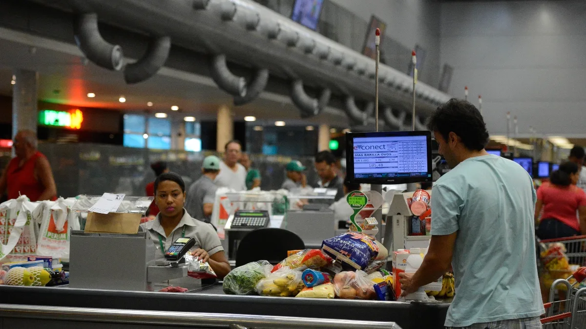 IPCA-15 sobe 0,70% em setembro com pressão de energia, alimentos e combustíveis