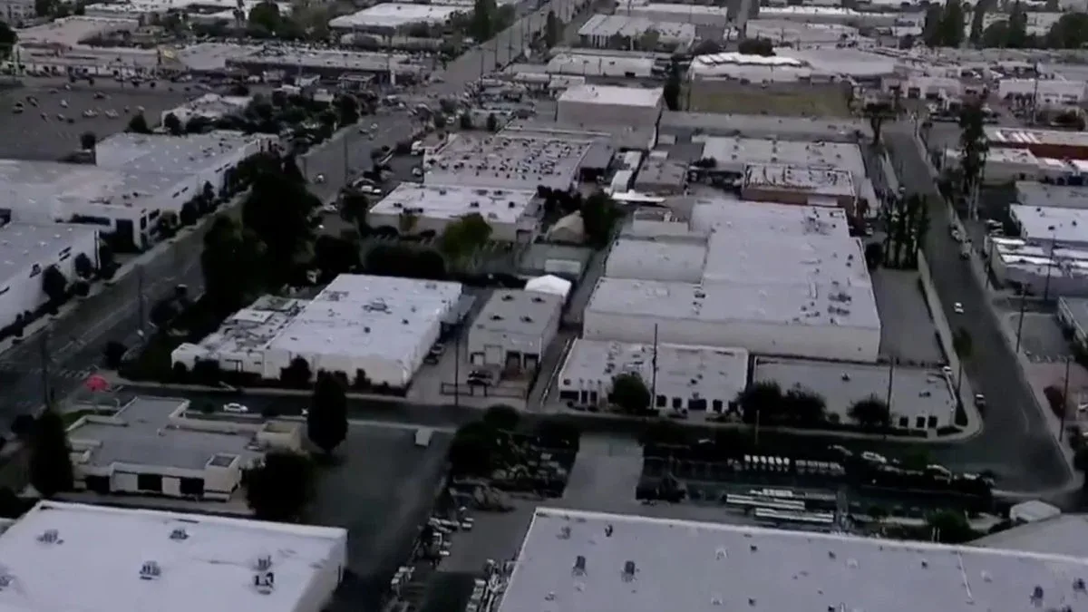 Queda de helicóptero em Los Angeles deixa três mortos durante cobertura