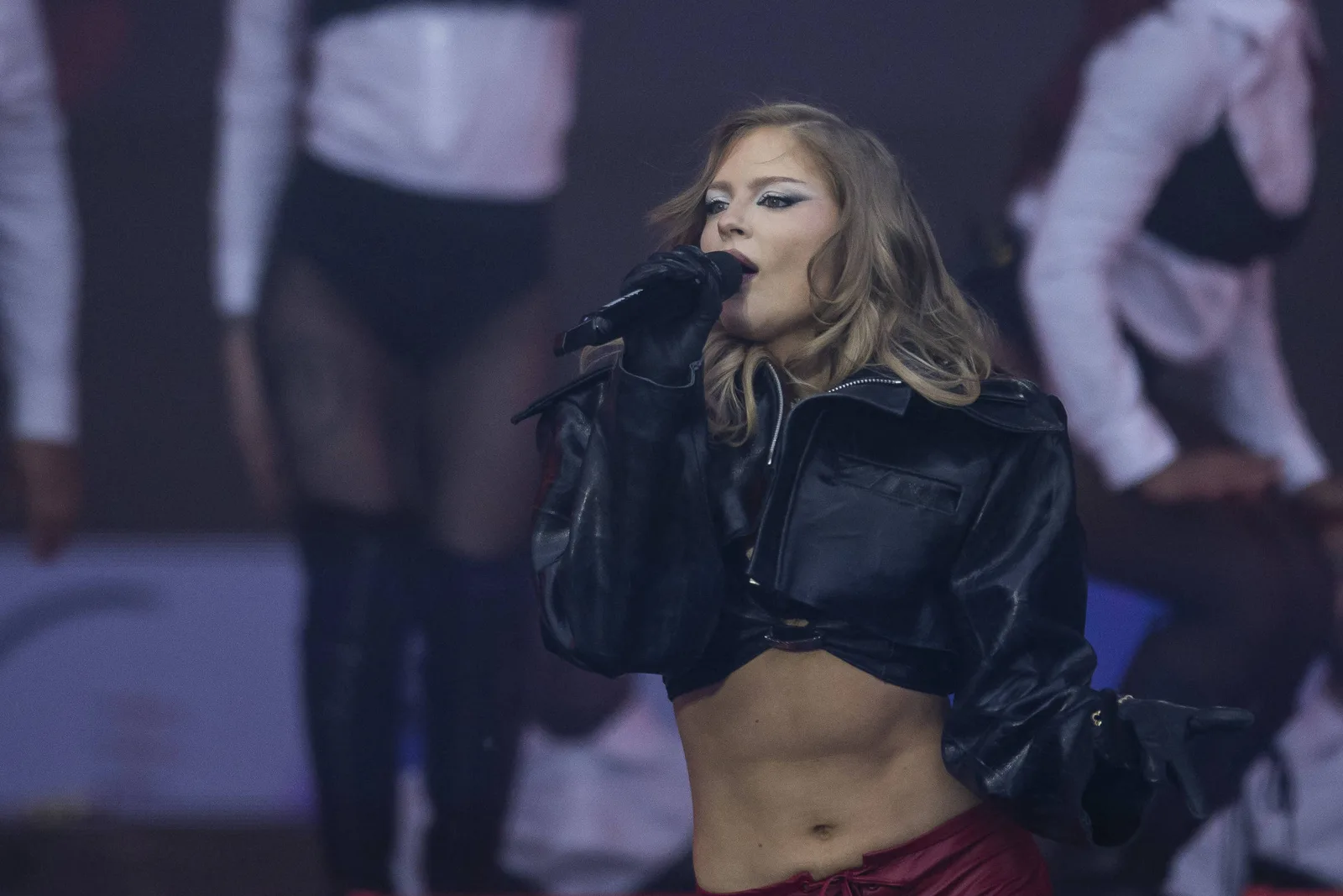 Luísa Sonza leva Roberto Menescal ao palco Mundo do Rock in Rio