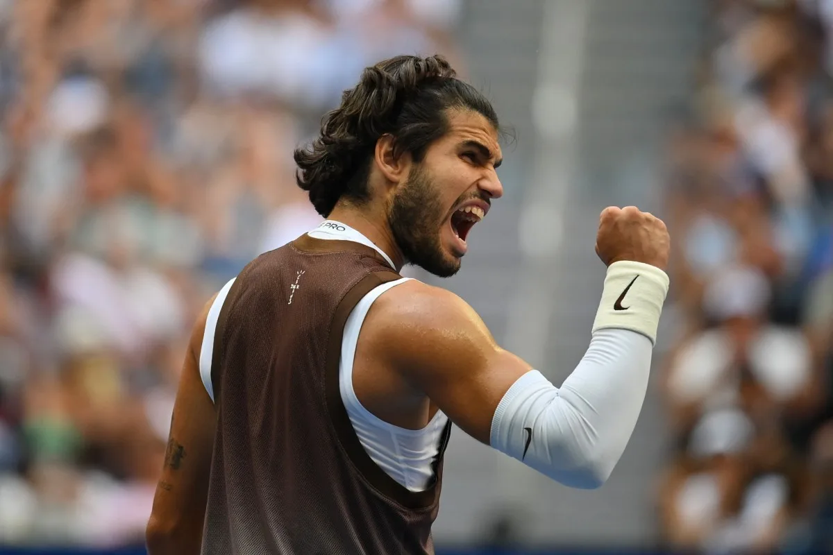 Alcaraz chega a 27 vitórias no US Open e encara Tommy Paul nas oitavas