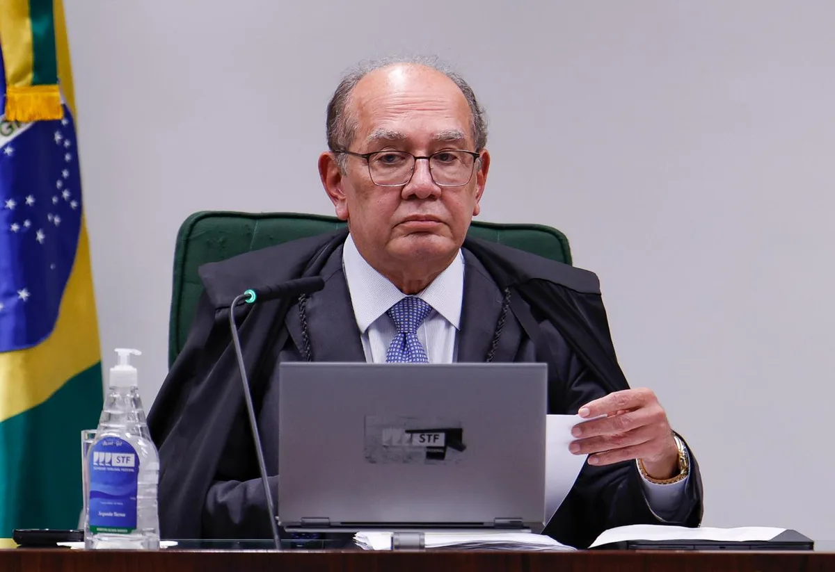Gilmar Mendes aponta risco eleitoral e defende análise do caso Andrei pelo plenário