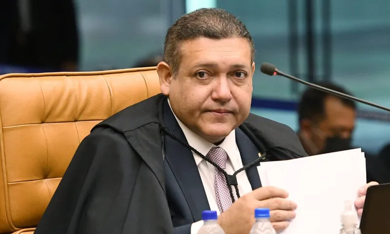 Nunes Marques deixa julgamento sobre Moraes e Cármen Lúcia ganha voto decisivo