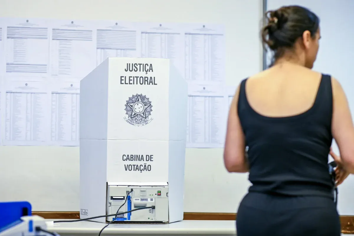 Abstenção de brasileiros no exterior chega a 62,69% no primeiro turno