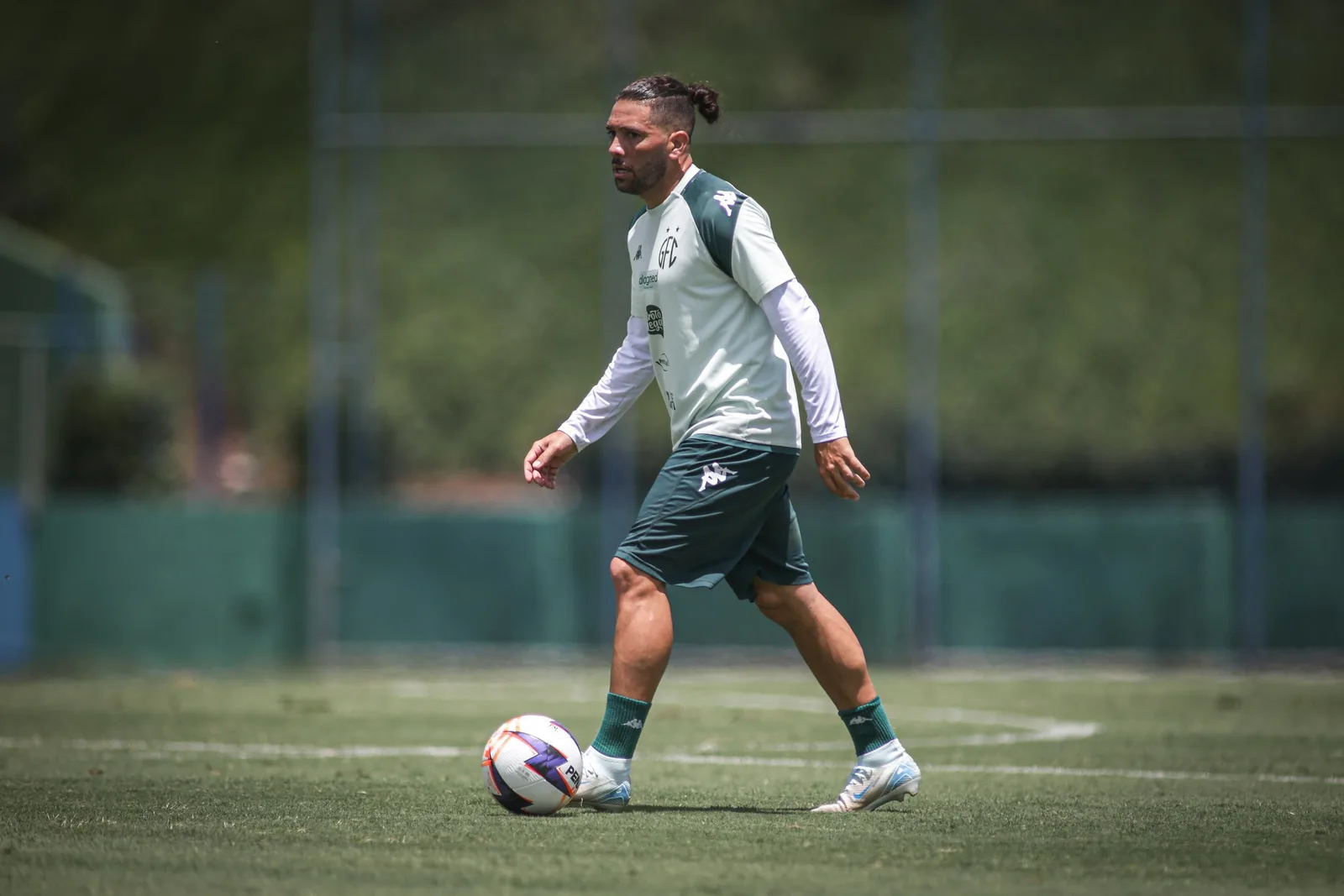 Diego Torres cobra valores do Guarani e tenta deixar clube antes do fim da janela
