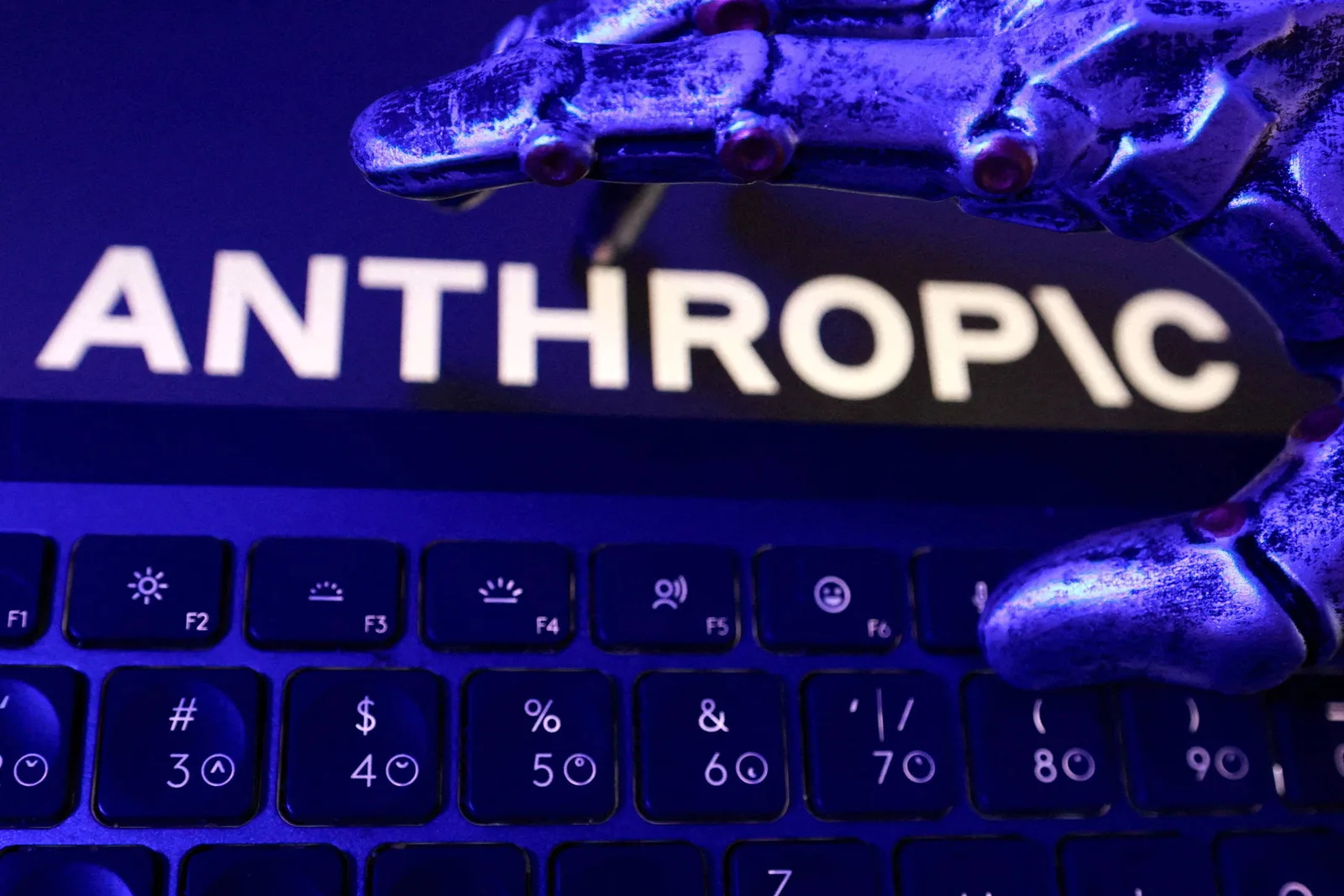 Anthropic prevê segundo trimestre seguido com lucro operacional ajustado