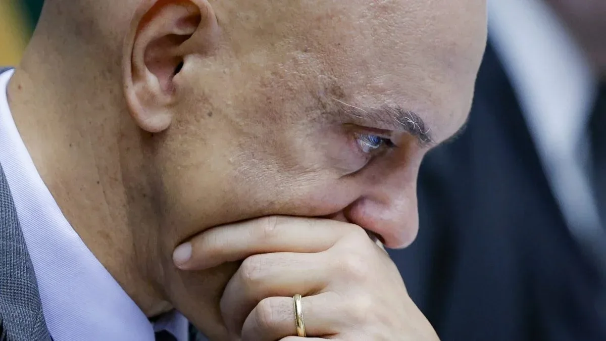 Fachin terá de avaliar pedidos de Moraes sobre sigilo e juízes do caso Master