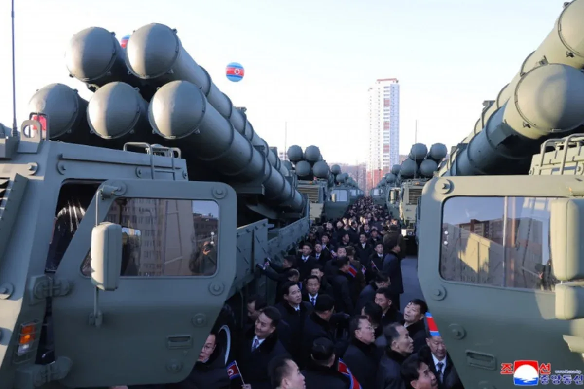 Coreia do Norte diz ter testado míssil de médio alcance com IA