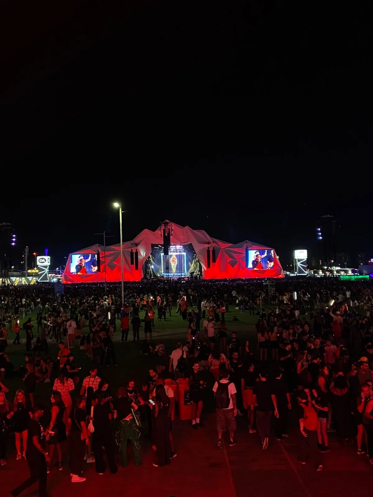Rooftops do Rock in Rio oferecem vista dos palcos, comidas e bebidas