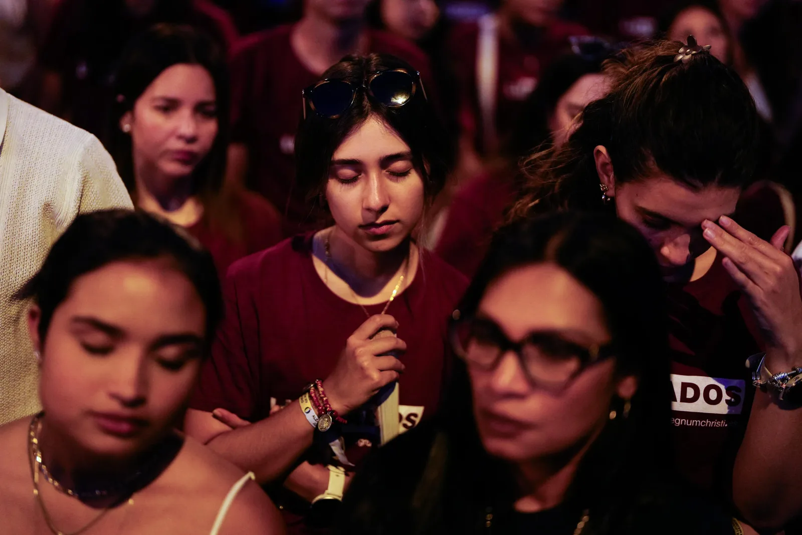 Pesquisas apontam aumento da identificação de jovens espanhóis com o catolicismo