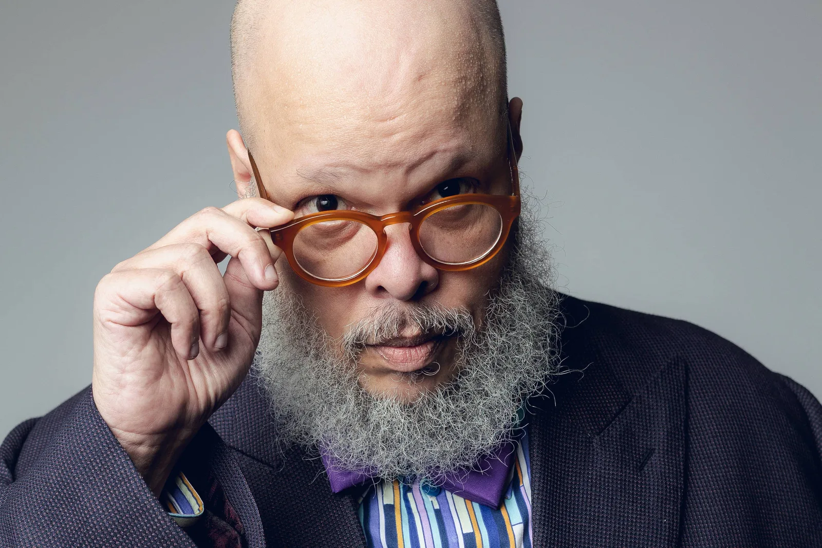 Ed Motta retoma pop e bateria eletrônica no álbum “Toc-Toc”