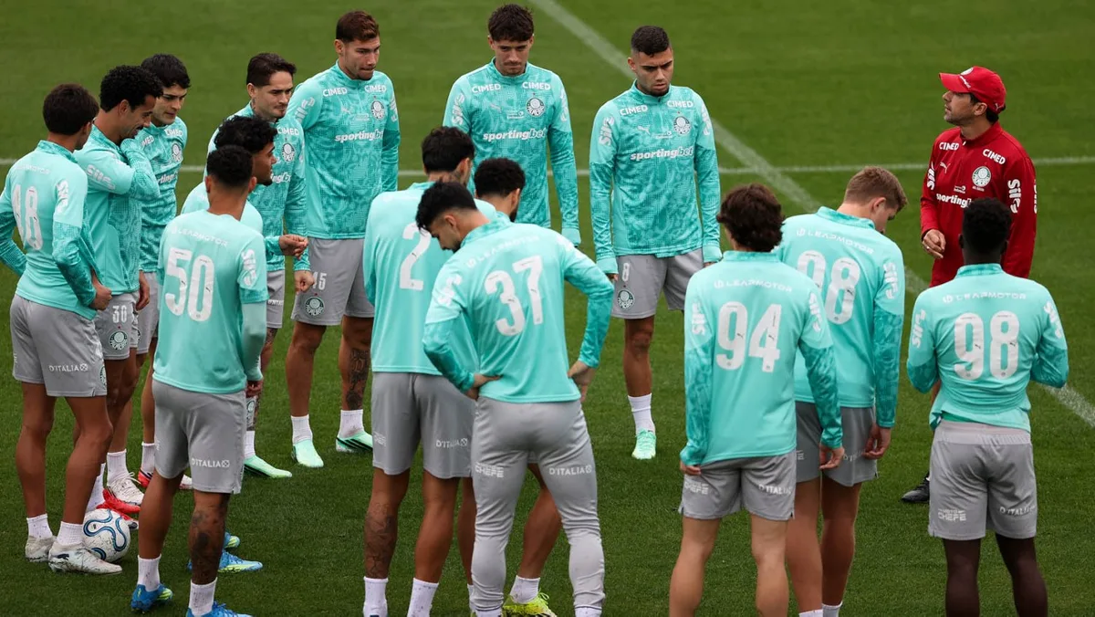 Palmeiras chega a Quito com trio provável e sequência defensiva intacta