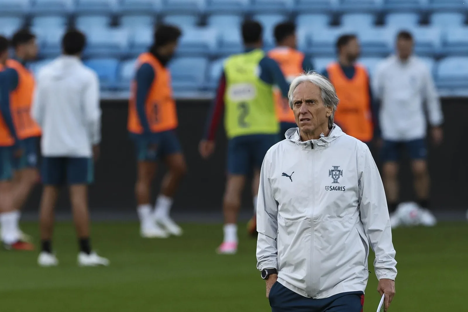 Jorge Jesus rejeita limite menor para estrangeiros no Brasileirão
