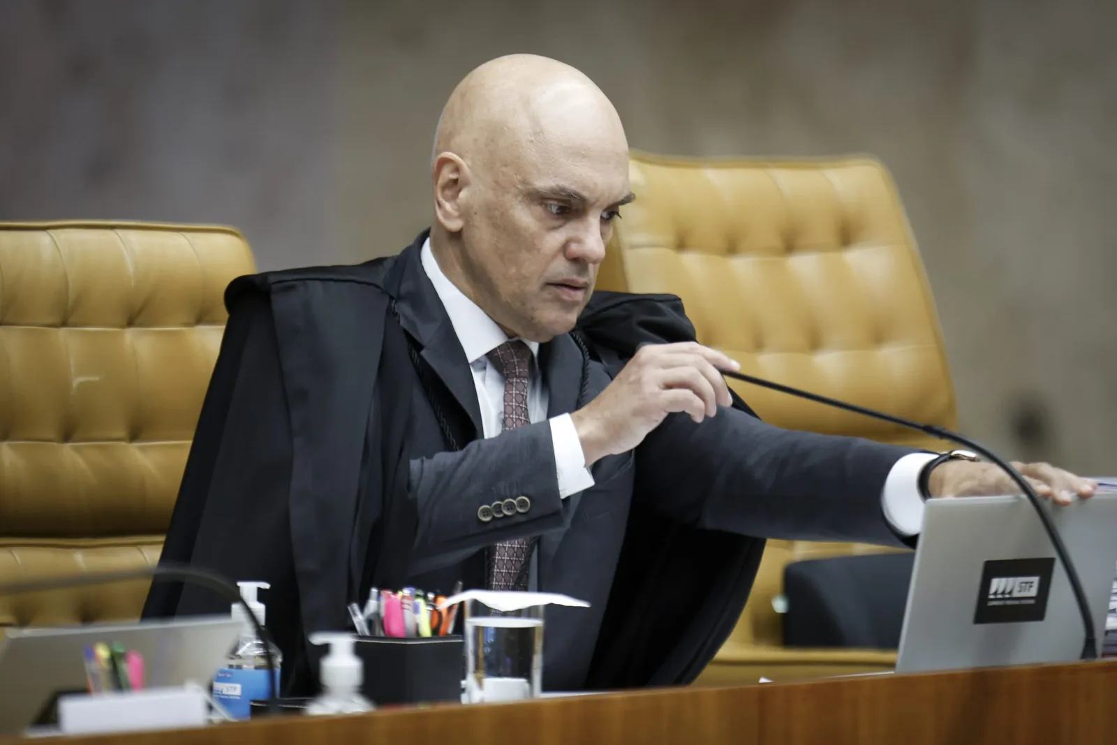 PF oferece cópias de dados de Vorcaro antes de análise no STF