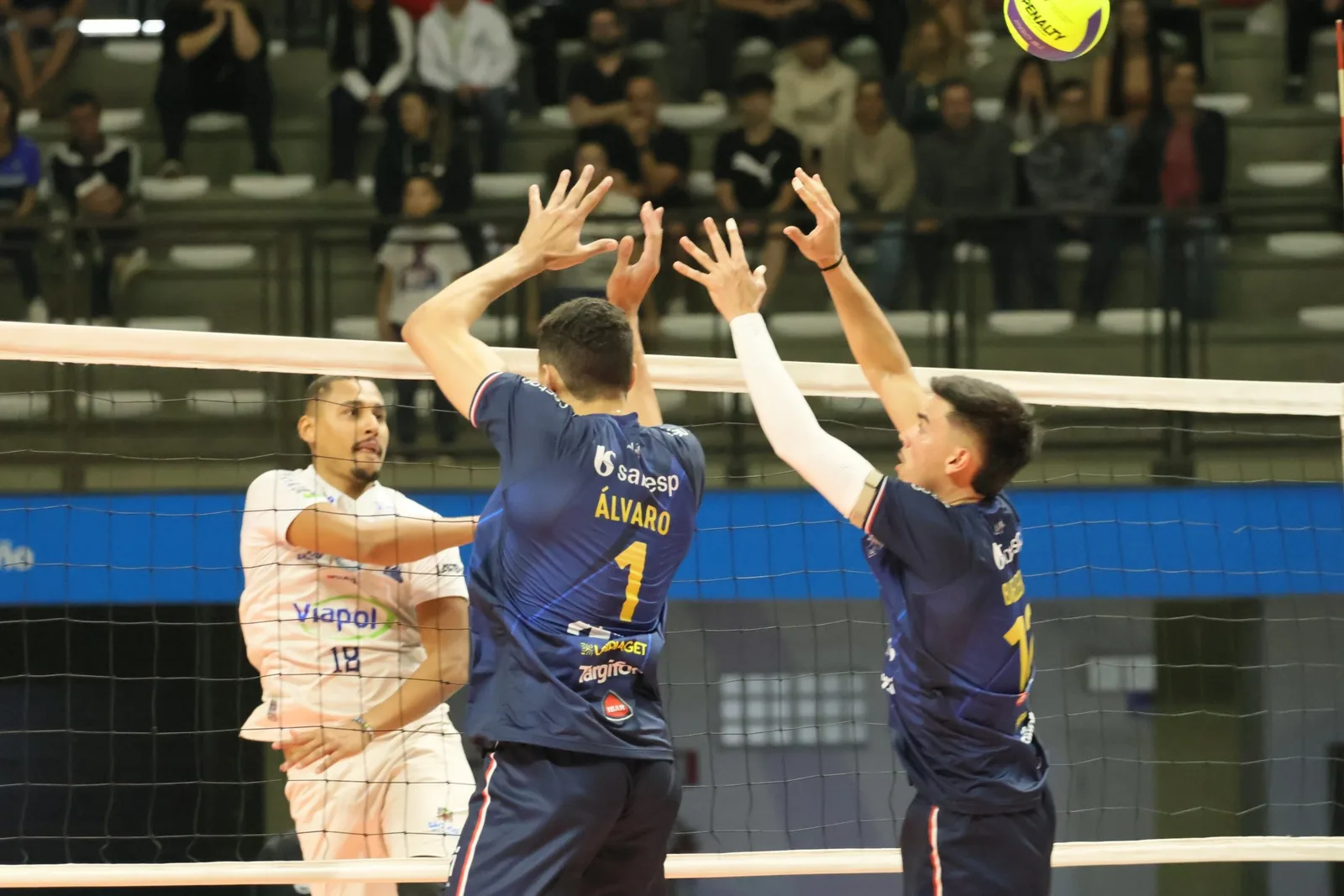 São José vence Suzano por 3 a 0 e encerra invencibilidade no Paulista
