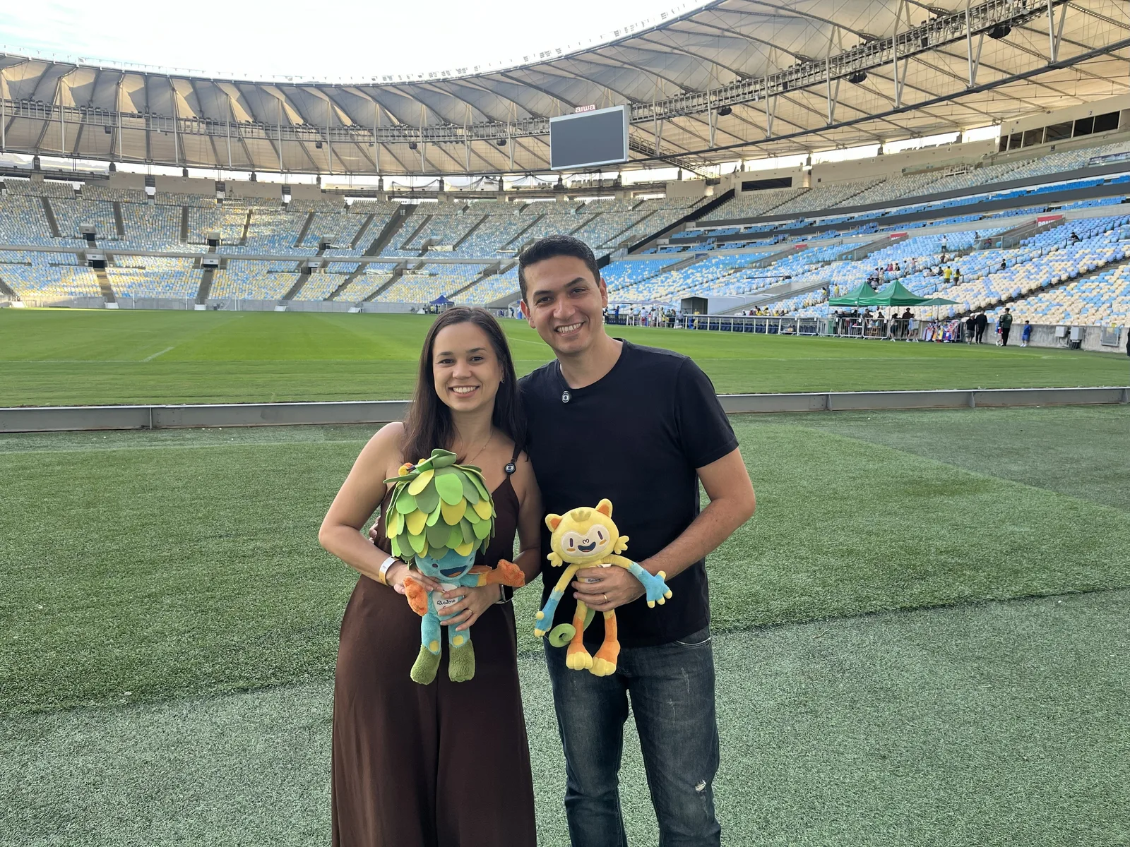 Mascote Tom levou atriz a perder peso e participar de show de Ivete