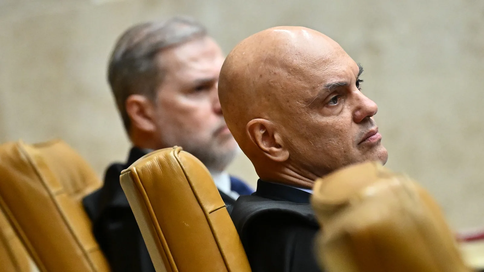 Martin De Luca critica ministros do STF e comenta eleição brasileira