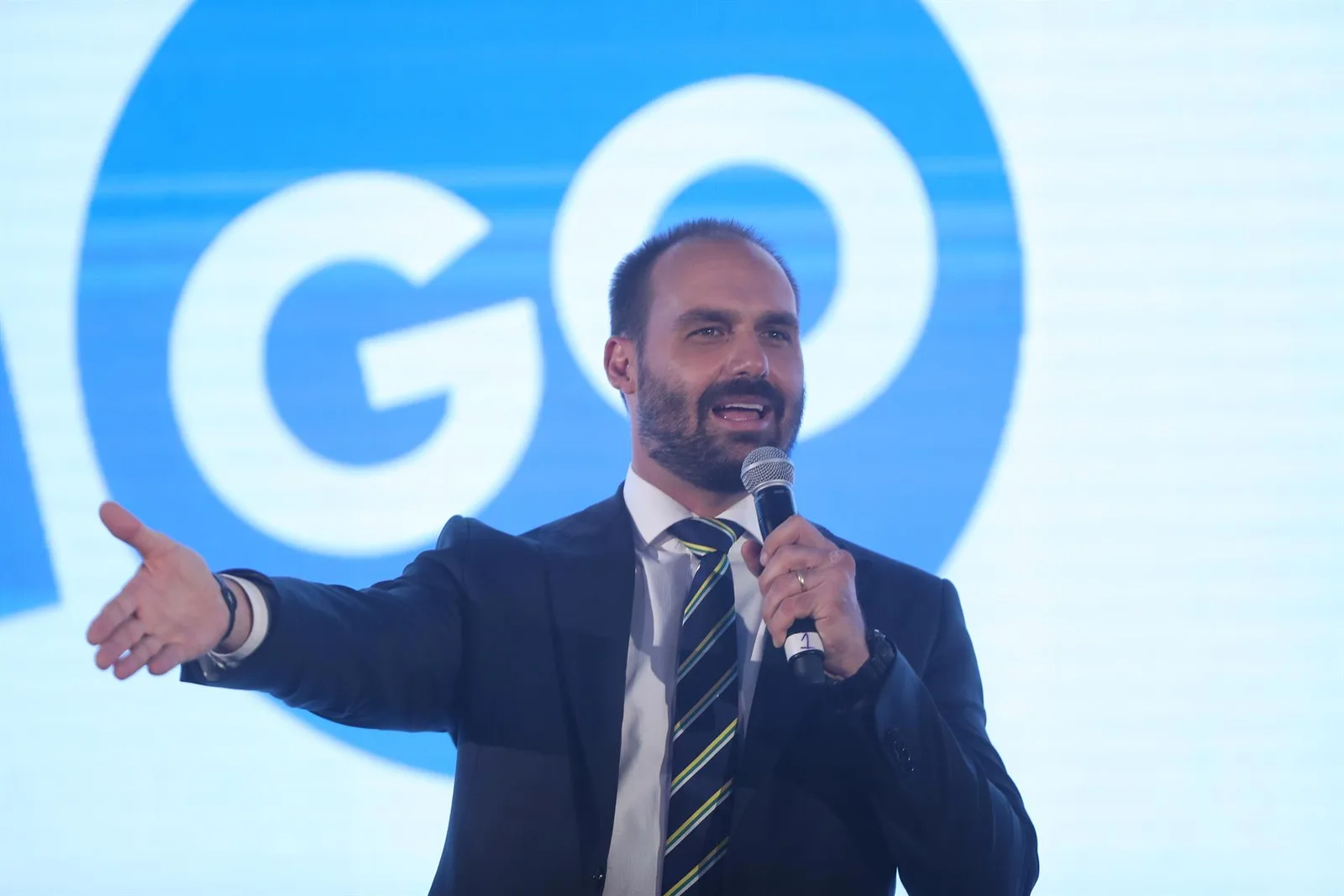 Eduardo Bolsonaro e Paulo Figueiredo defendem sanções dos EUA contra Moraes