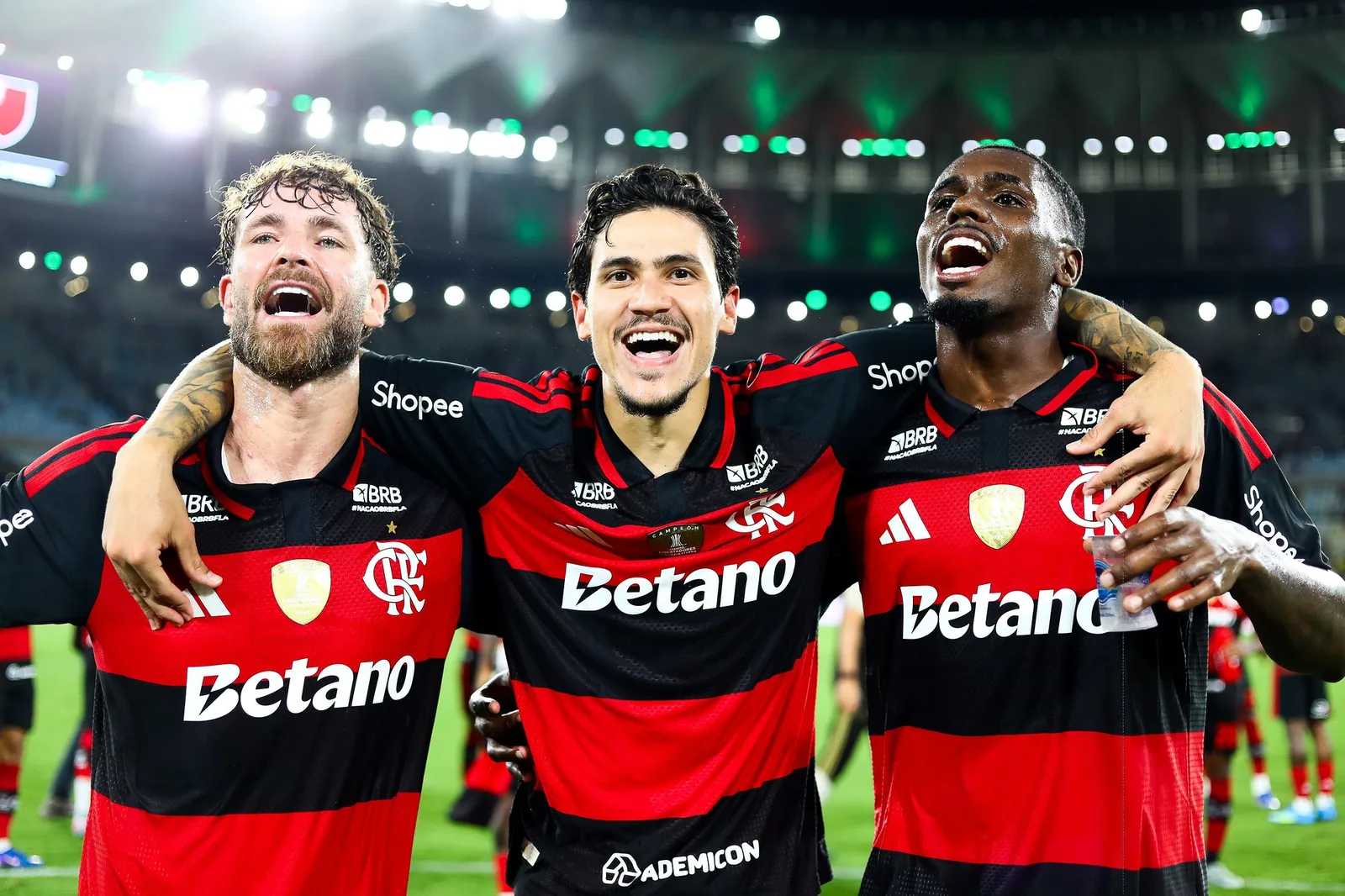 Flamengo mira valorização de Pedro e Léo Pereira após acordo com Pulgar