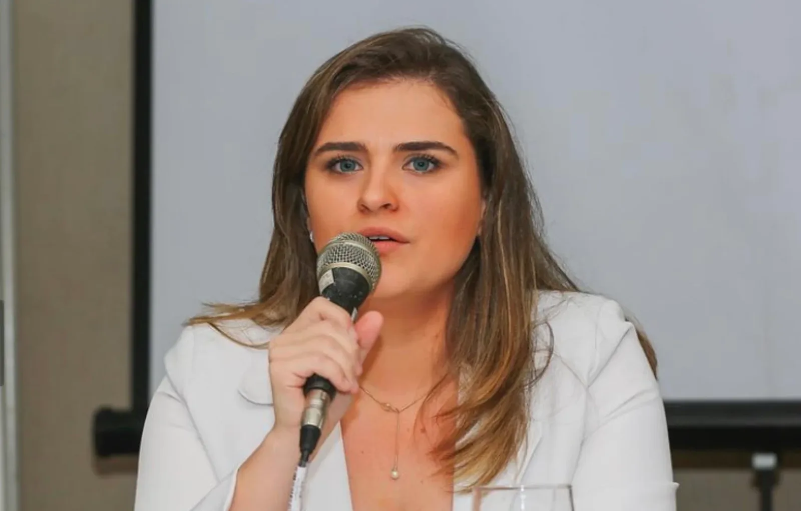 Marília Arraes aparece à frente na corrida pelo Senado em Pernambuco