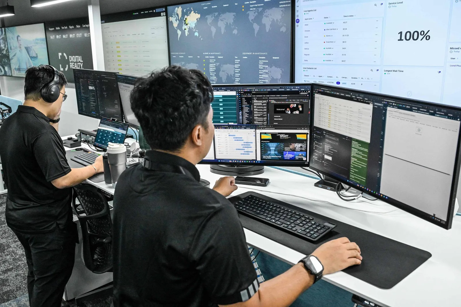 Barreiras regulatórias e sistemas antigos limitam avanço da IA nas empresas