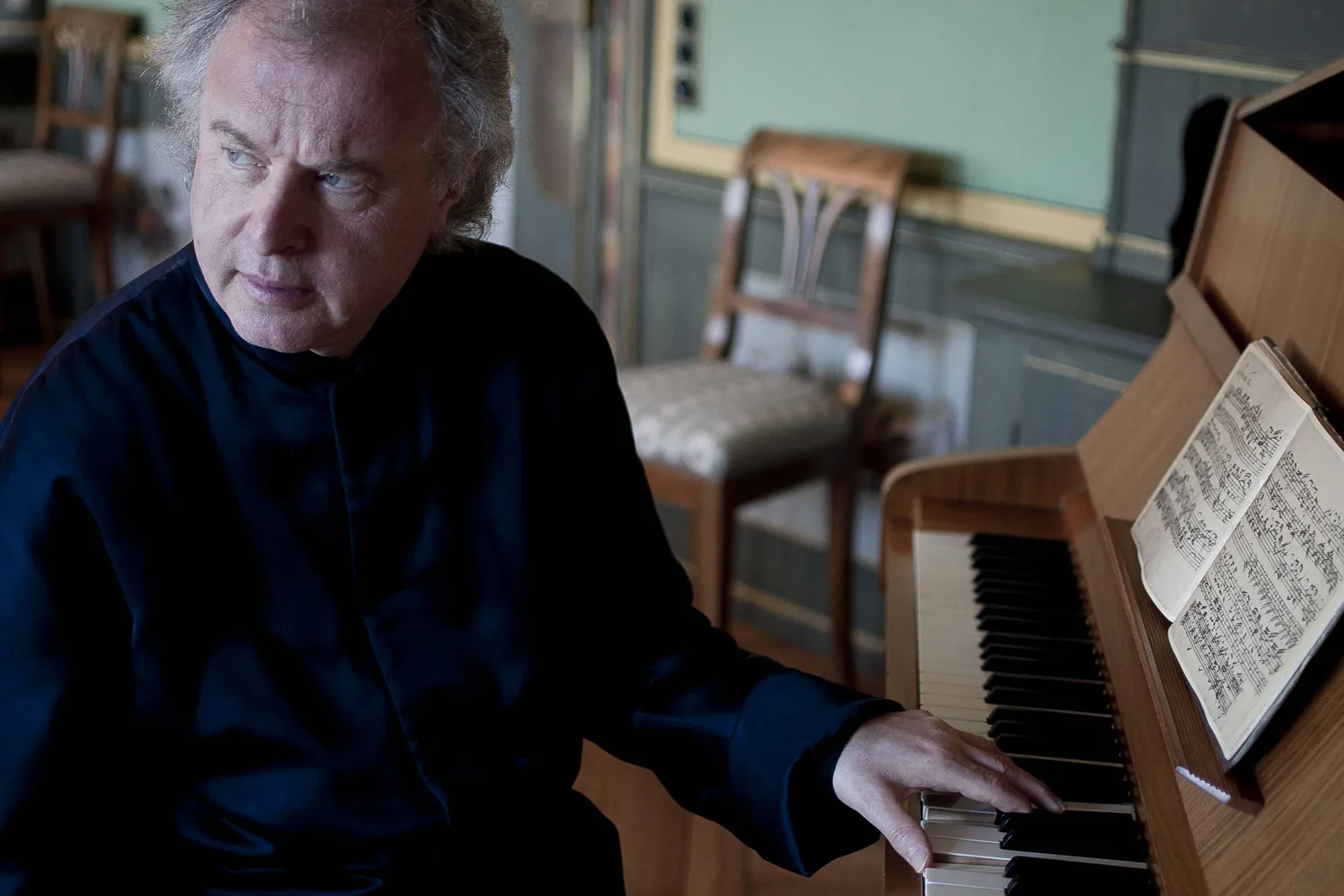András Schiff combina Bach, Beethoven e surpresa em recital no Cultura Artística
