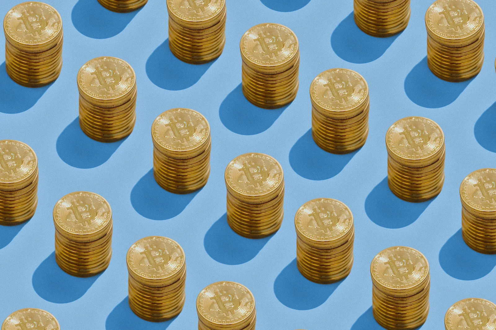 Criptoativos ganham espaço nos bancos, mas instituições mantêm risco próprio limitado