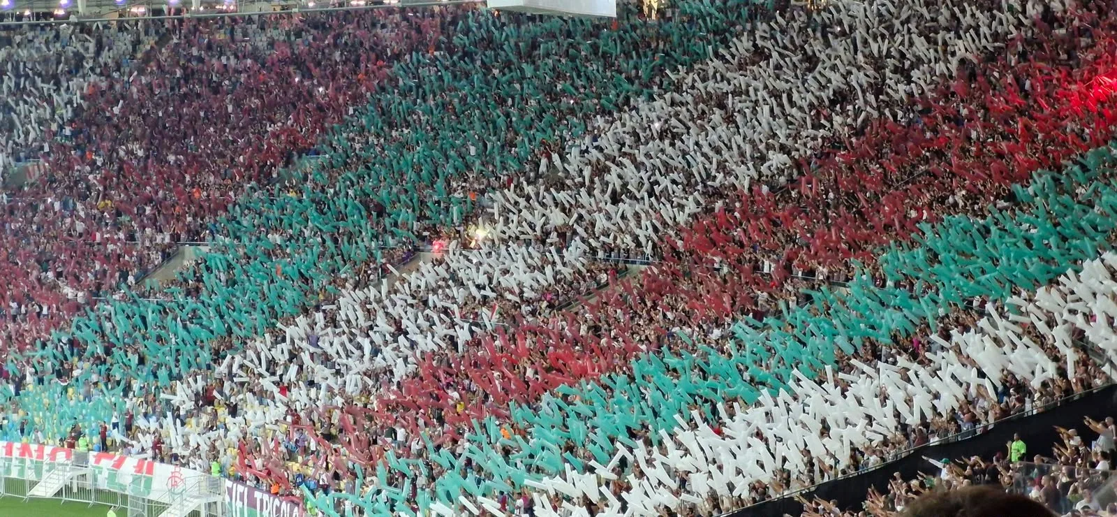 Fluminense prepara festa com 1.200 balões para duelo contra o Platense