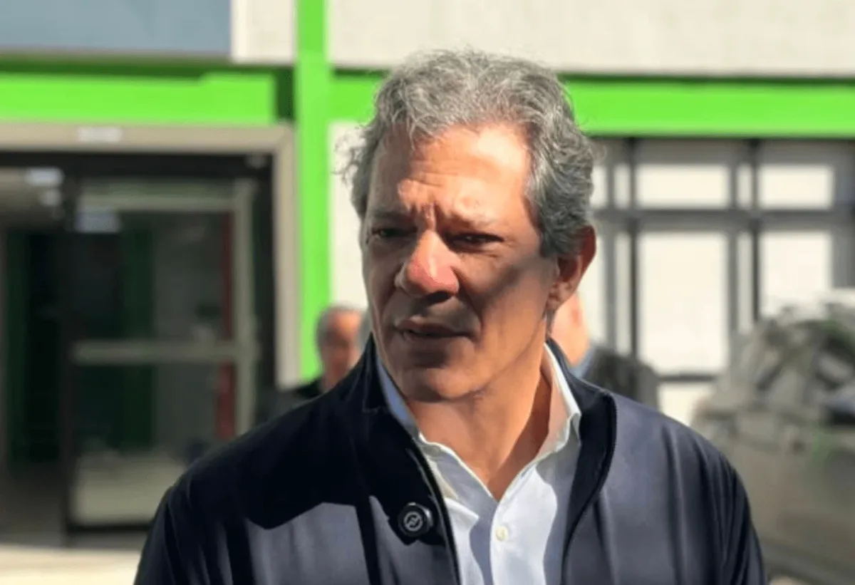Haddad critica crise no STF e anuncia revisão de incentivos fiscais