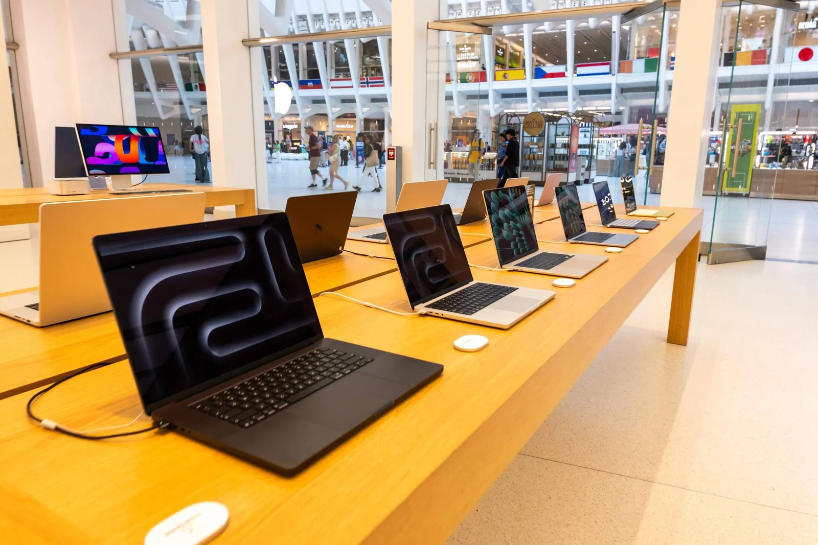 Apple aposta em Macs para levar inteligência artificial ao ambiente corporativo