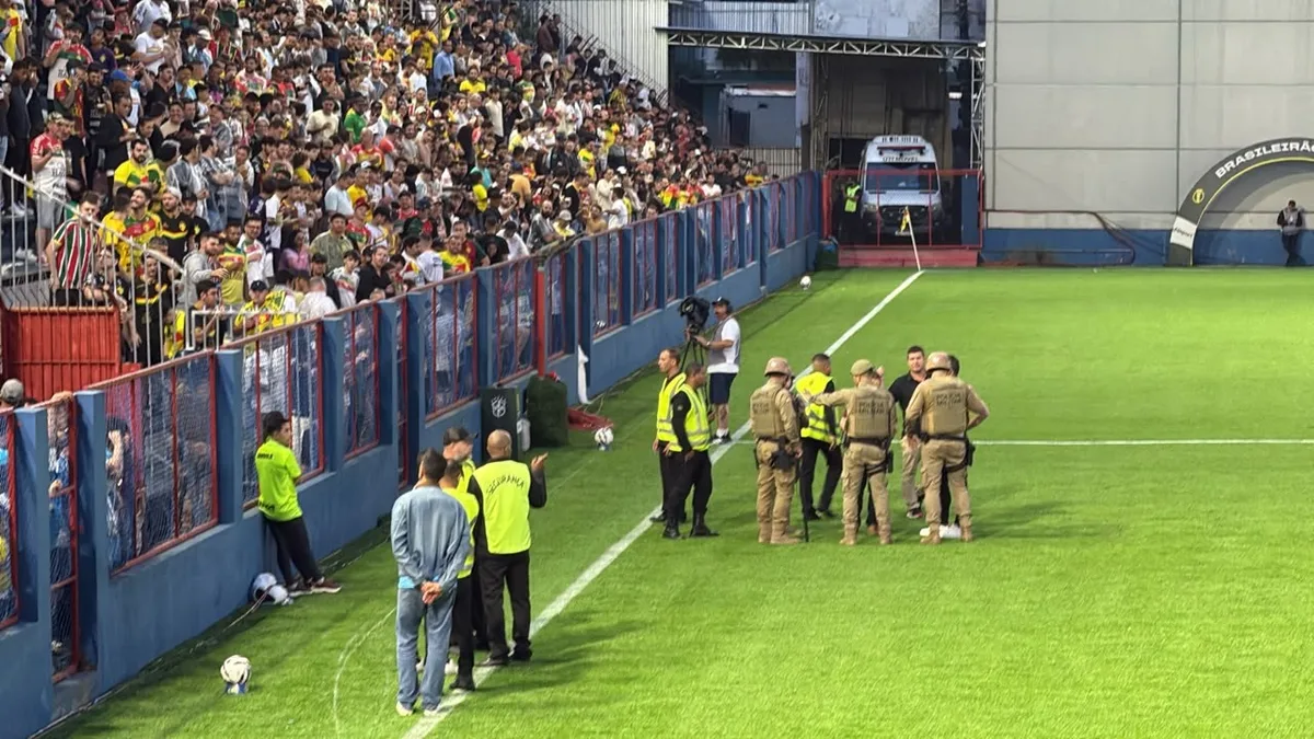 Polícia Civil apura segurança de arquibancada na Arena Simon