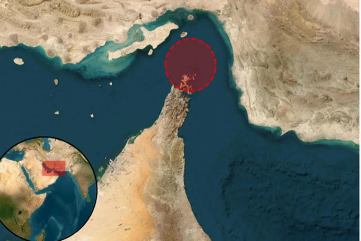 Ataque a navio iraniano deixa um morto e três feridos no Estreito de Ormuz
