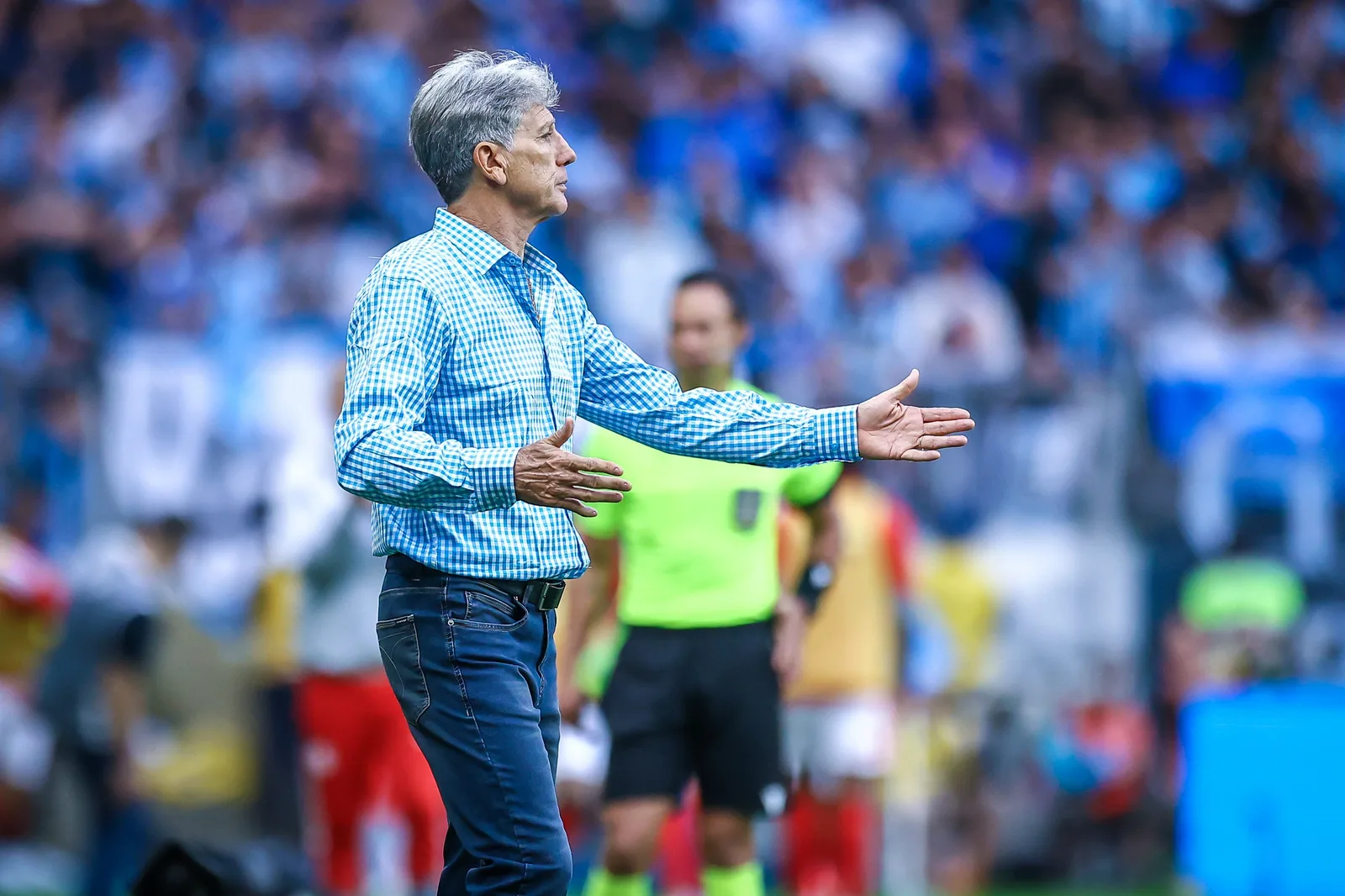Renato critica excesso de estrangeiros no elenco do Grêmio