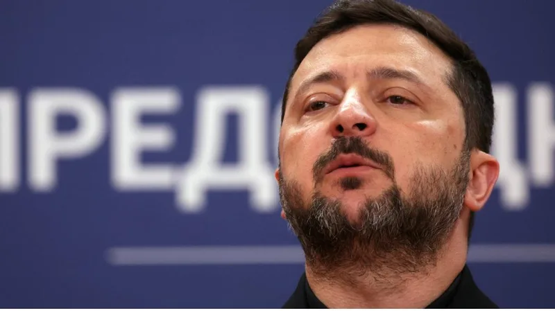 Avião com Zelensky aguardou após drones russos na Moldávia