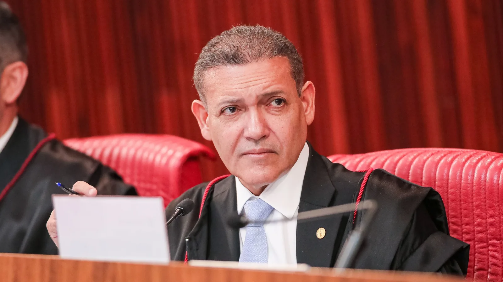 Rui Falcão pede ao STF afastamento de Nunes Marques do TSE em 2026