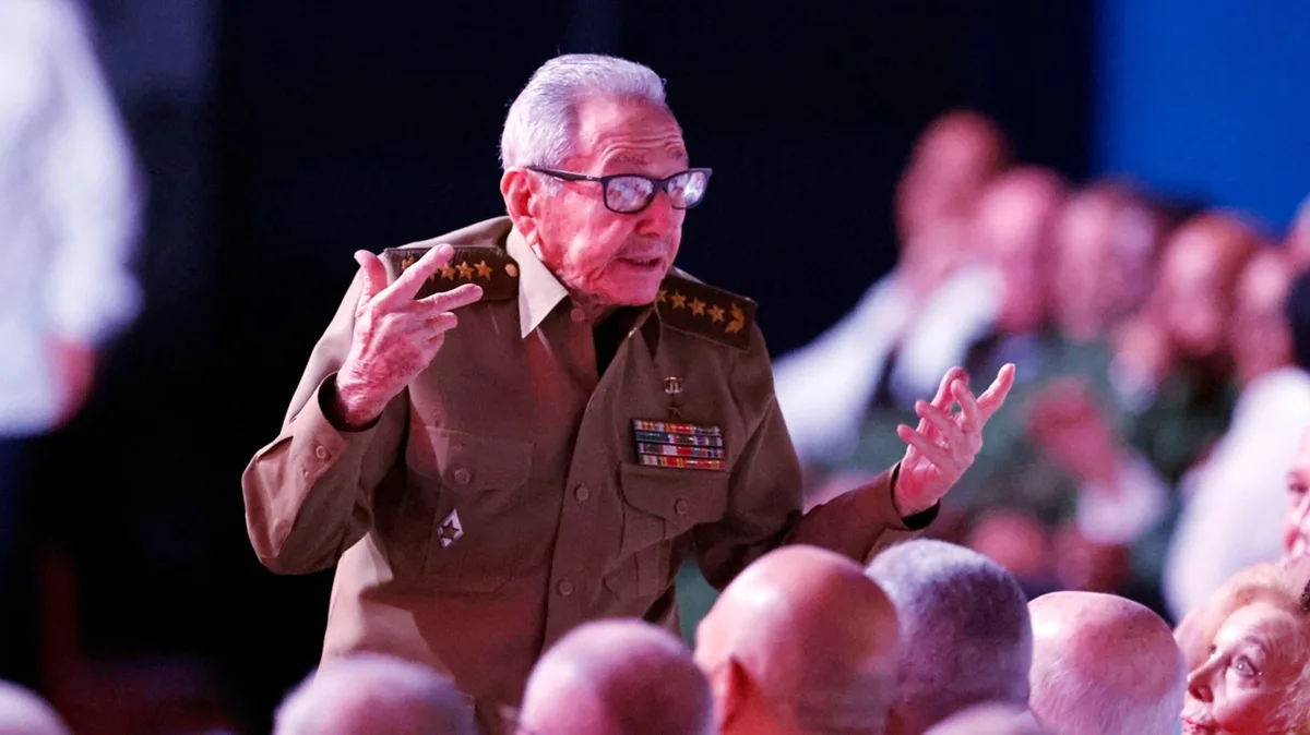 Raúl Castro participa de evento em Havana após relatos sobre saúde