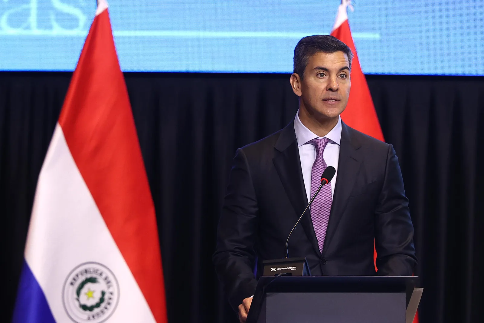 Peña chama empresários brasileiros para investir no Paraguai