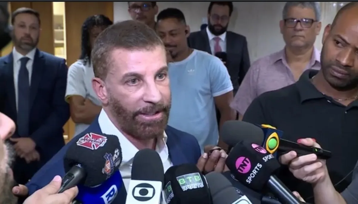 Pedrinho cobra mando do Vasco em clássico contra o Flamengo