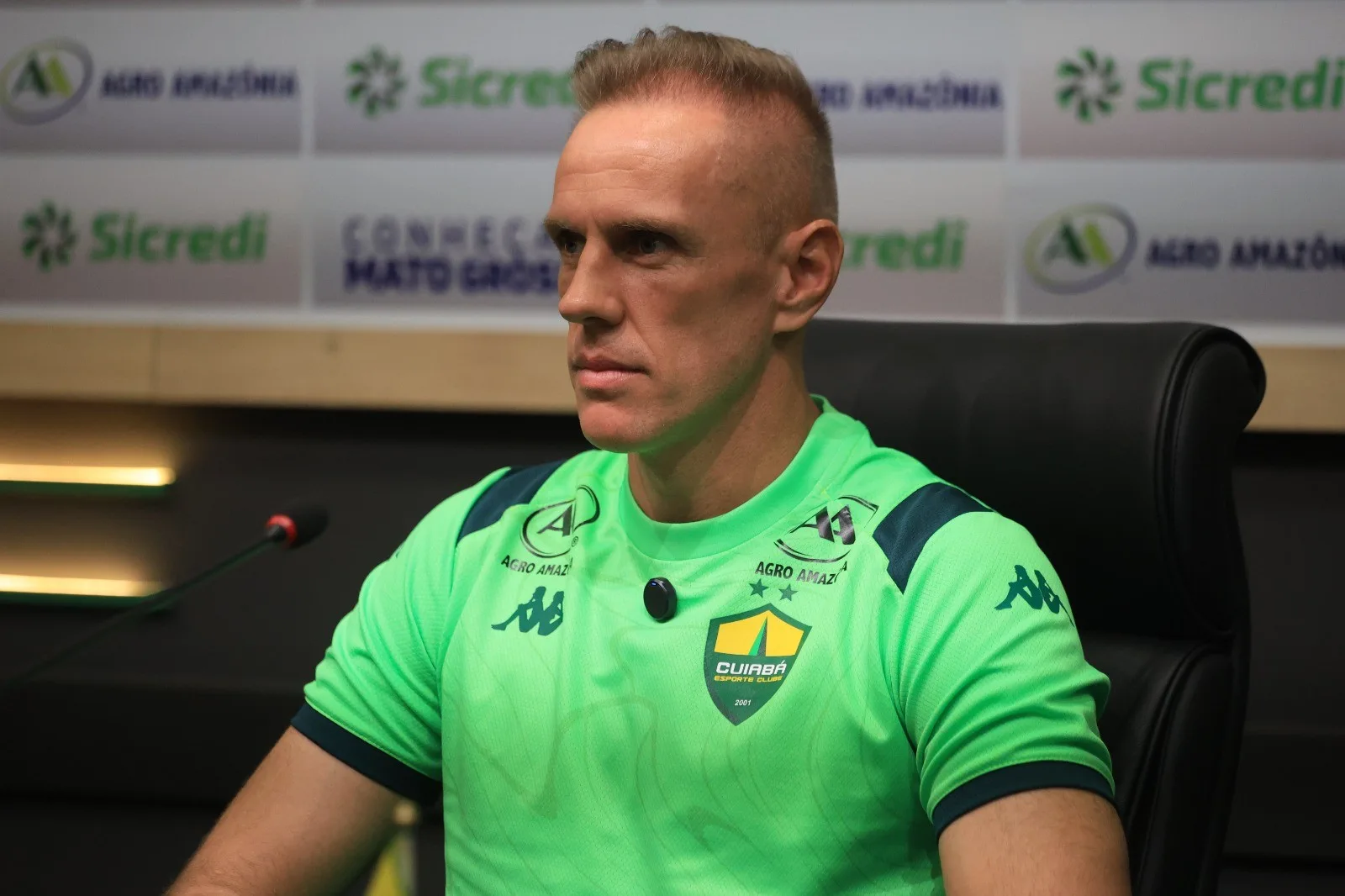 João Carlos pede que Cuiabá aproveite sequência de jogos em casa na Série B