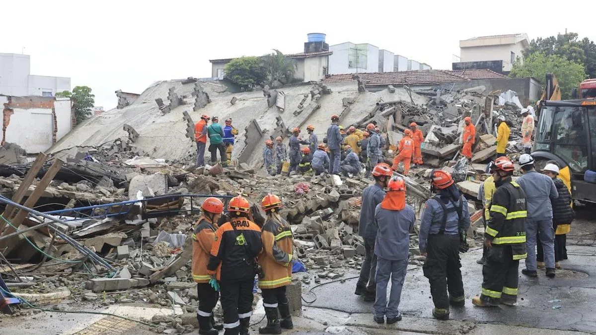 Desabamento de prédio em obras está entre os oito mortos em SP