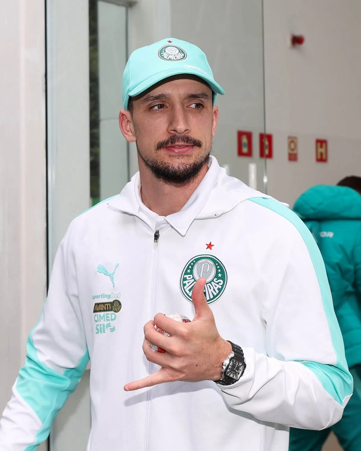 Piquerez e Mauricio viajam com o Palmeiras, mas seguem como dúvidas para a Libertadores