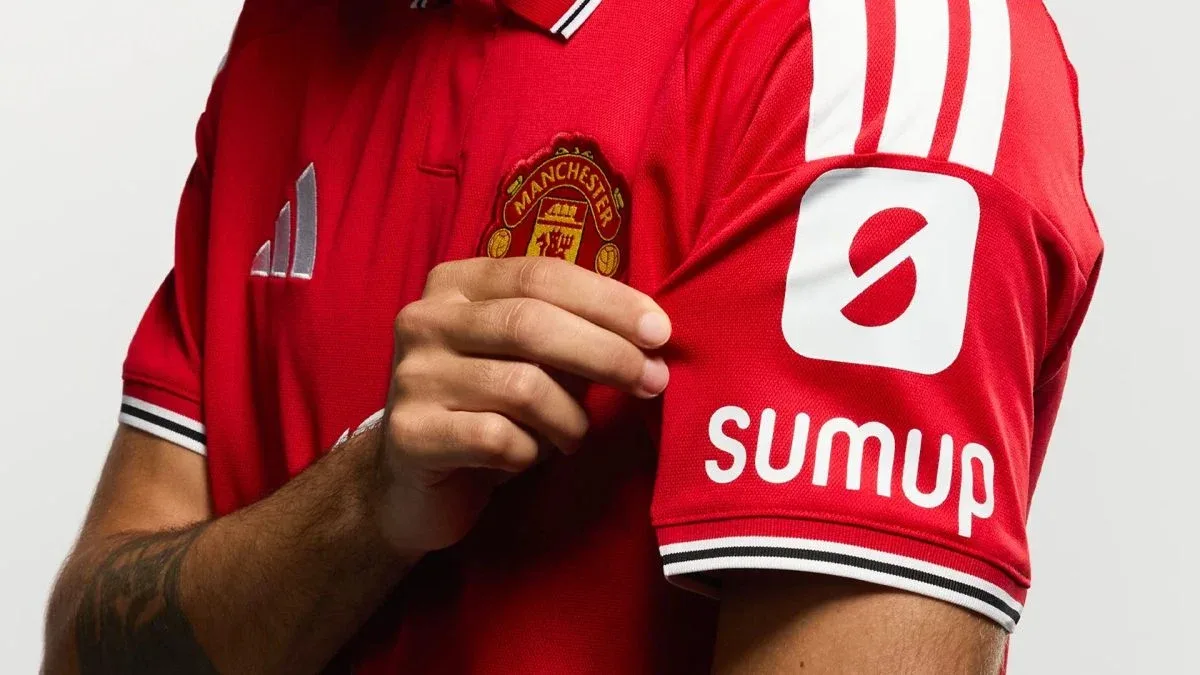 Manchester United anuncia SumUp como nova marca nas mangas