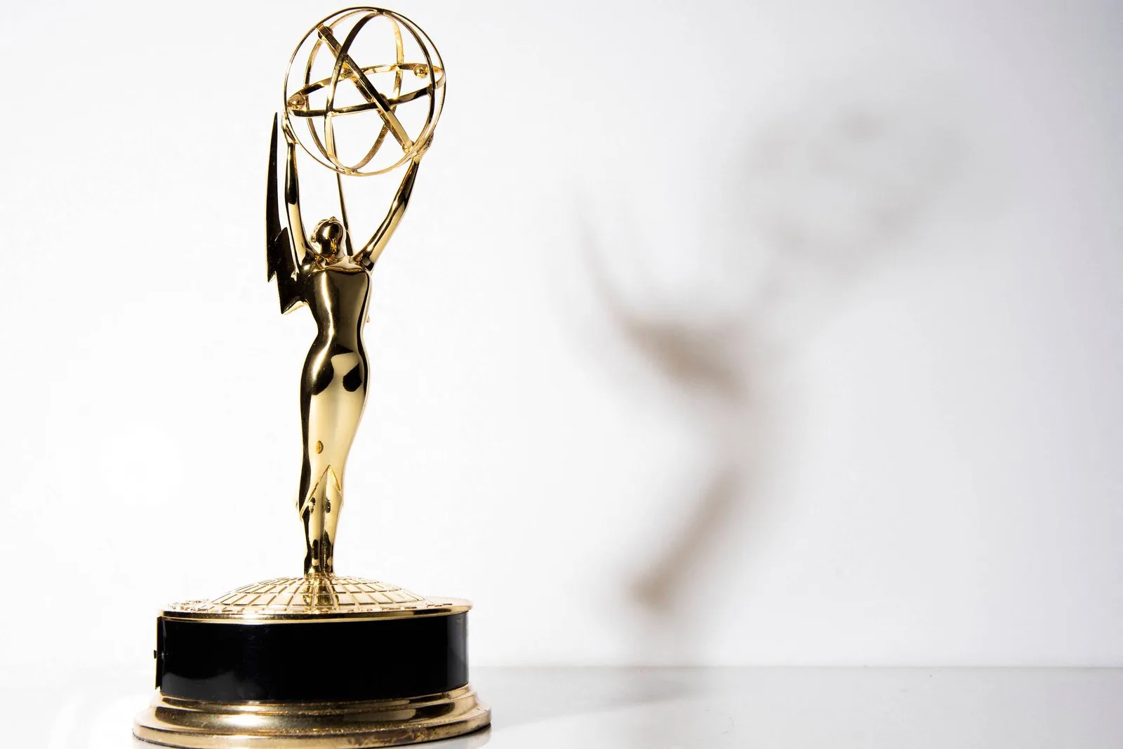 Emmy, séries e documentários estão entre as estreias da semana