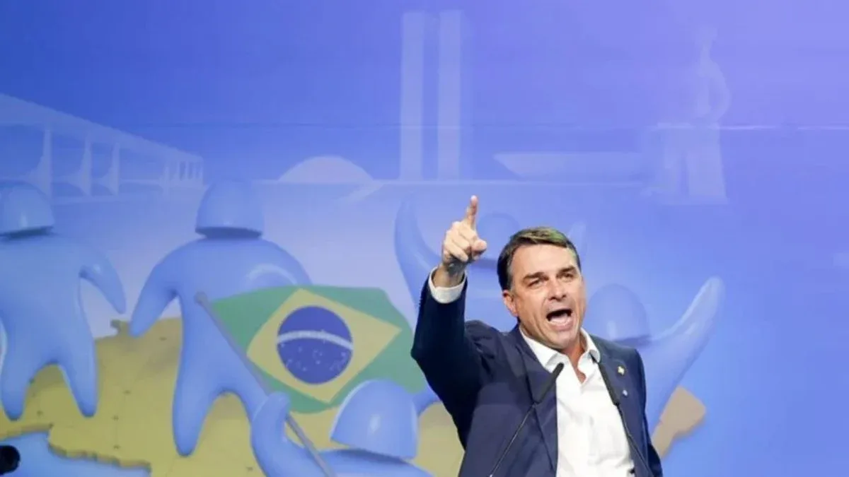Lula e Flávio empatam na pesquisa espontânea no Rio; senador vence no 2º turno