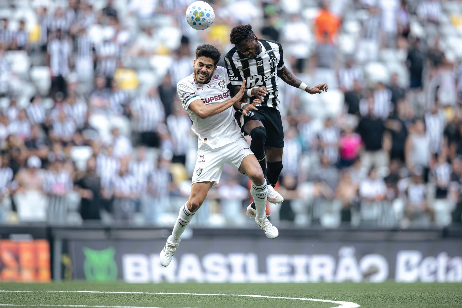 Freytes falha em dois gols, e Fábio lidera avaliação do Fluminense