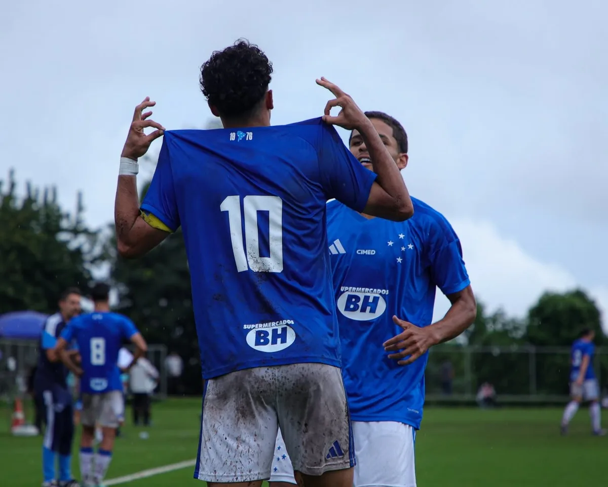 Cruzeiro elimina Athletic e terá Atlético-MG na decisão estadual sub-20
