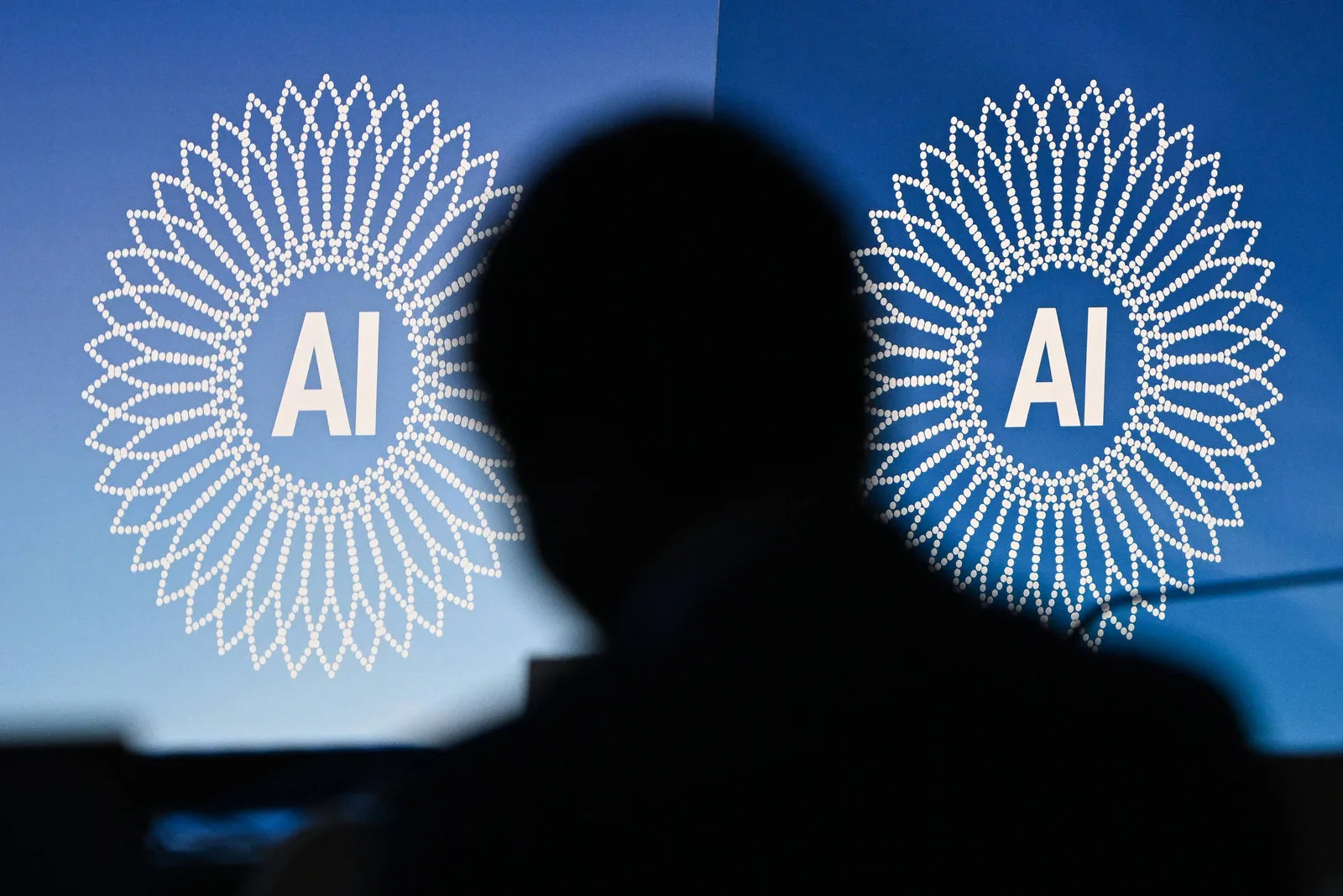 IA pressiona preços de memórias e encarece parte dos eletrônicos