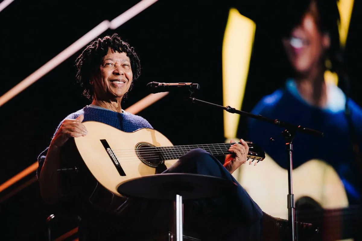 Djavan recebe homenagens em rodas de samba, discos, shows e musicais