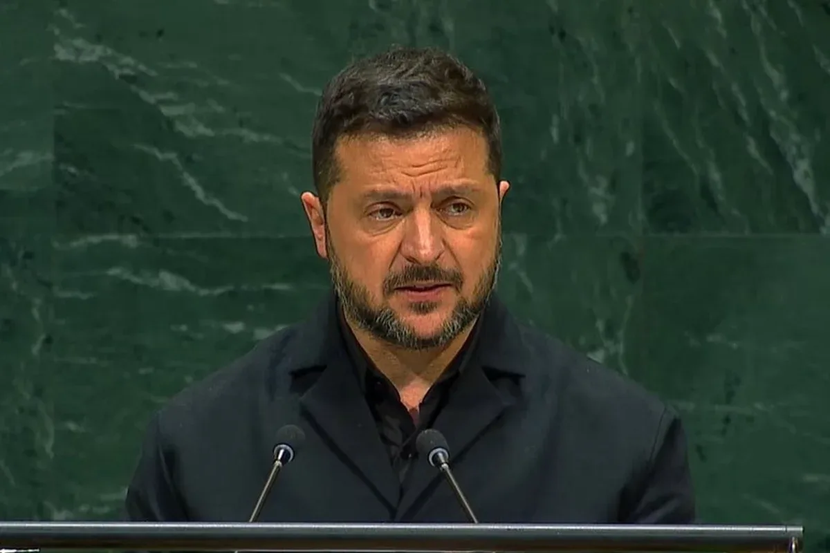 Zelensky chama Putin de “paciente zero” e pede que líder russo seja detido
